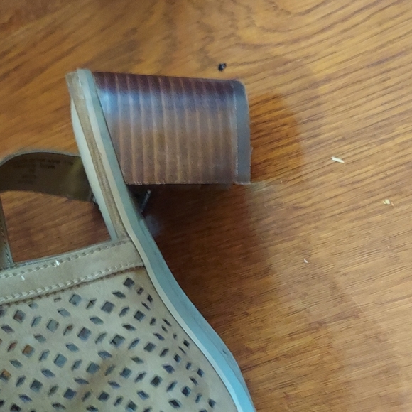 Xappeal perforated booties - Picture 3 of 4